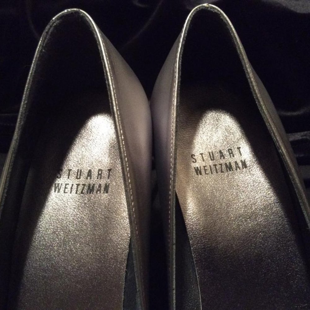 STUART WEITZMAN 2 1/2"heels 'Chantelle',Silver, Leather& lace, Crystals Size 6.5 - Picture 7 of 10